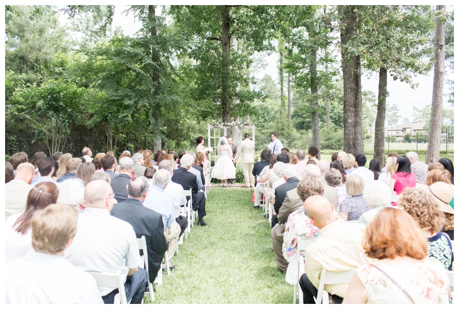 Backyard Wedding Woodlands TX / Kasey Lynn Photography