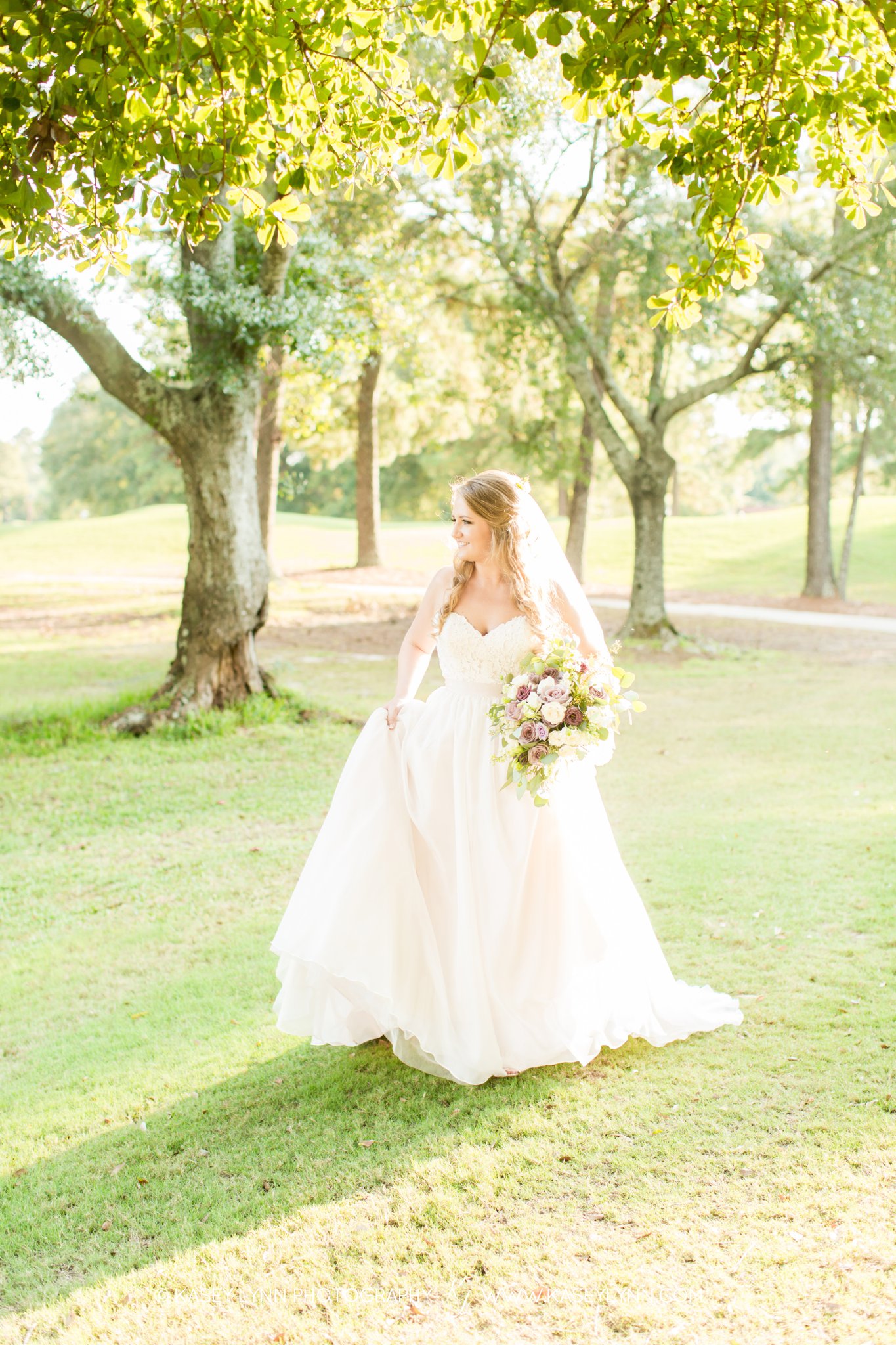 The Woodlands Country Club Bridals / Kasey Lynn Photography