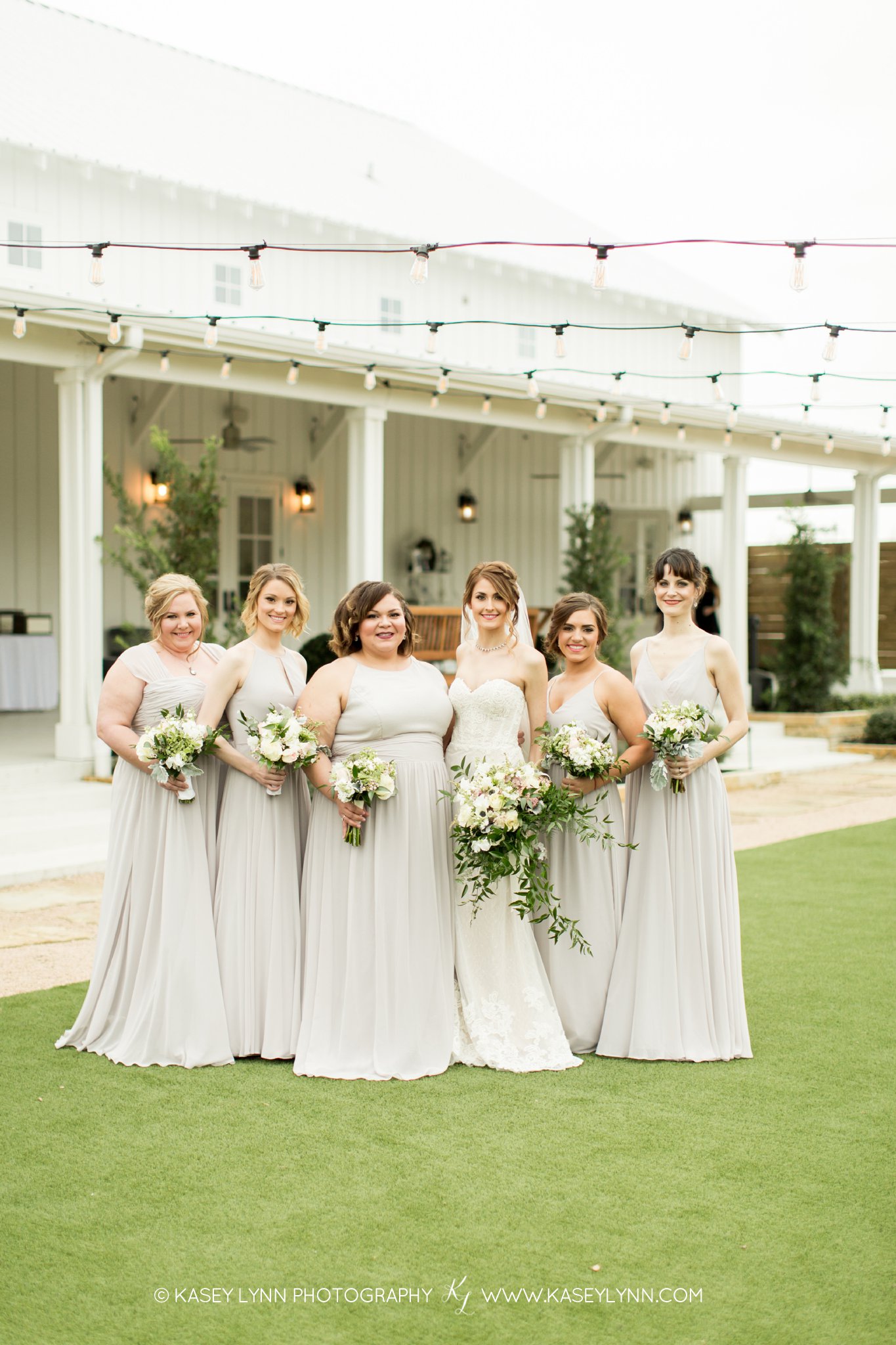 The Farmhouse Wedding Photographer / Kasey Lynn Photography