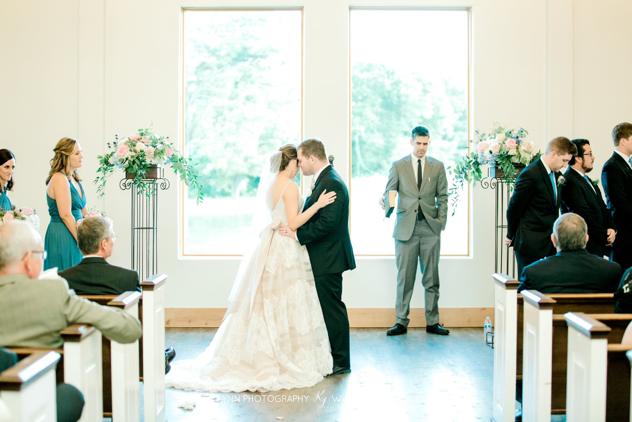 Balmorhea Events Chapel Wedding / Kasey Lynn Photography