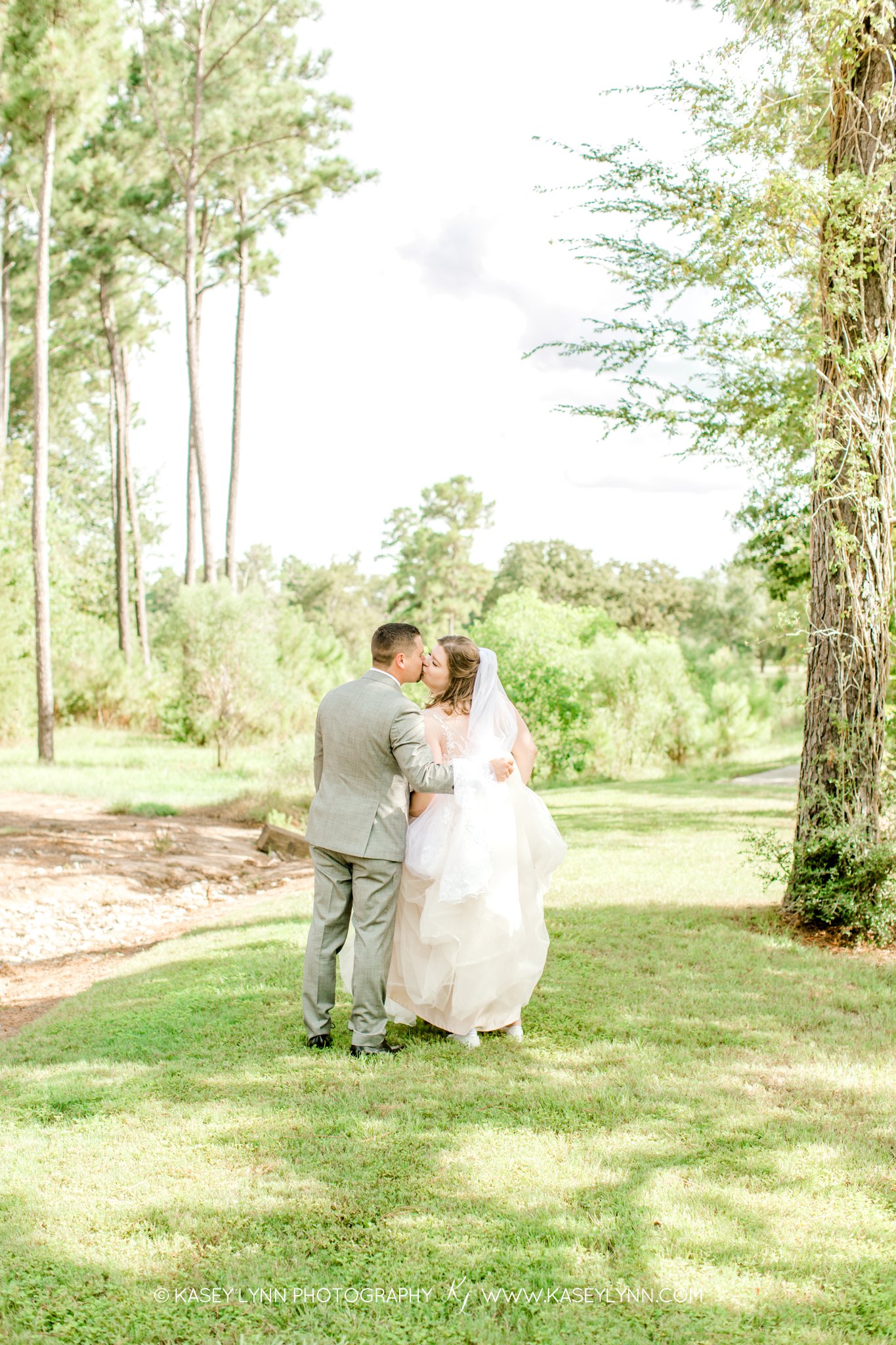 Magnolia Wedding photographer / Kasey Lynn Photography