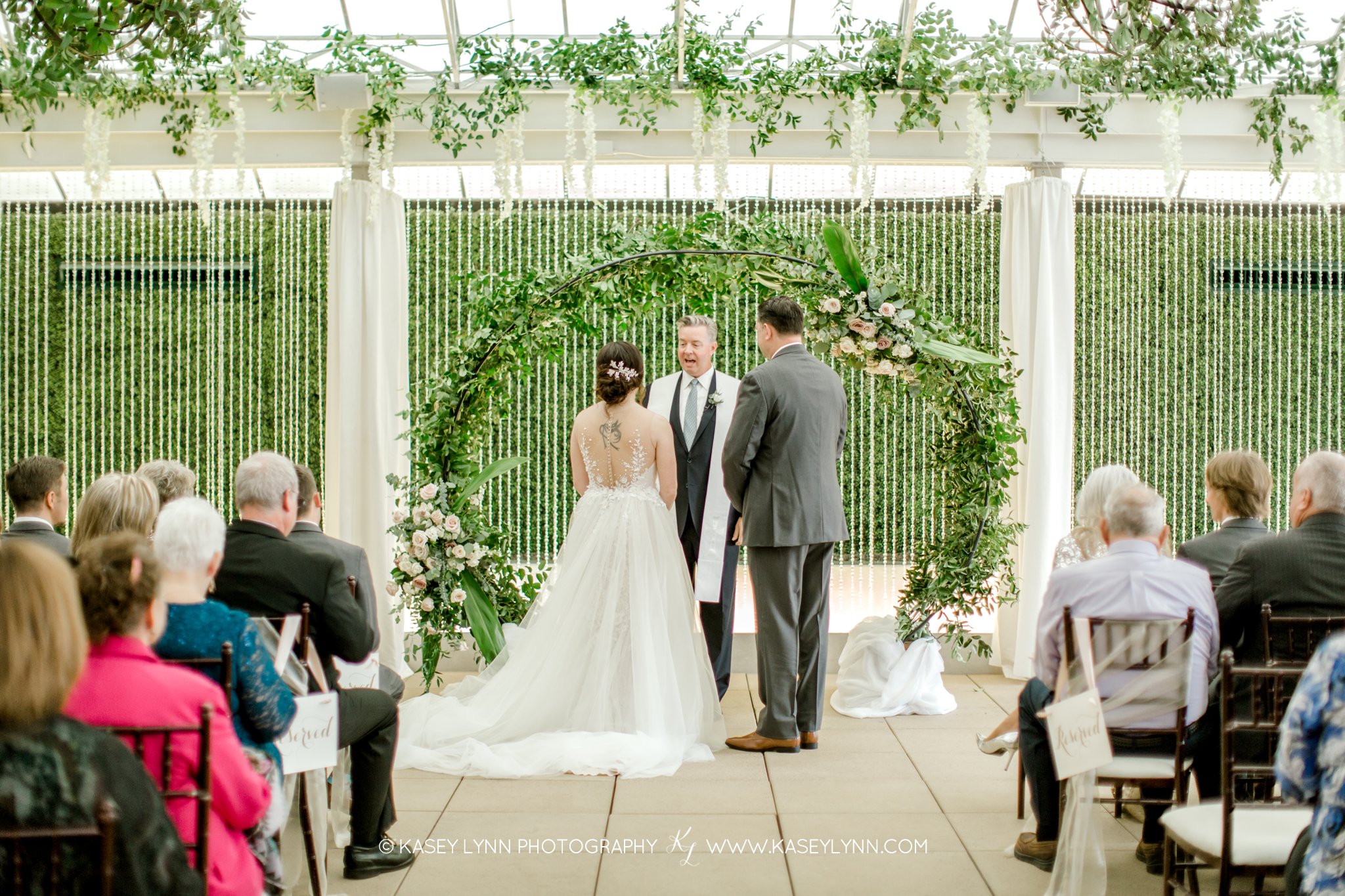 Sam Houston Hotel Wedding / Kasey Lynn Photography
